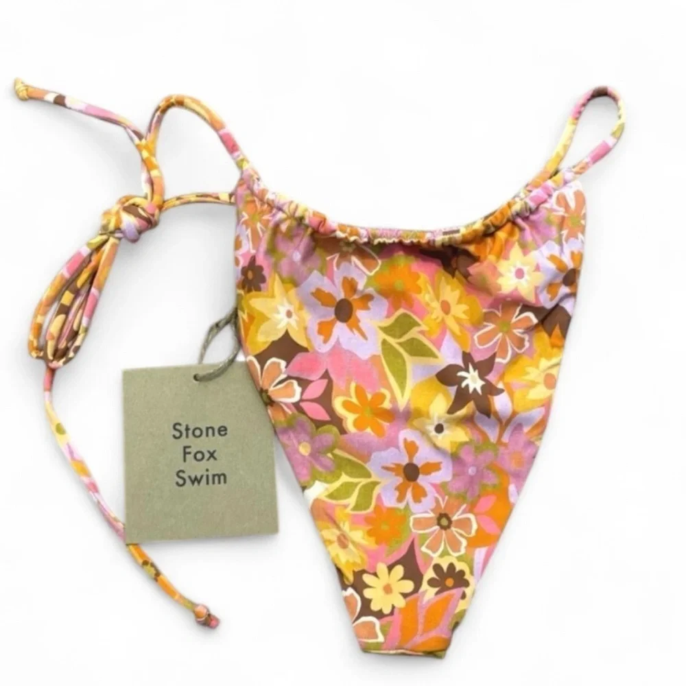 Stone Fox Swim X Revolve River Bottom Retro Pop Size Medium